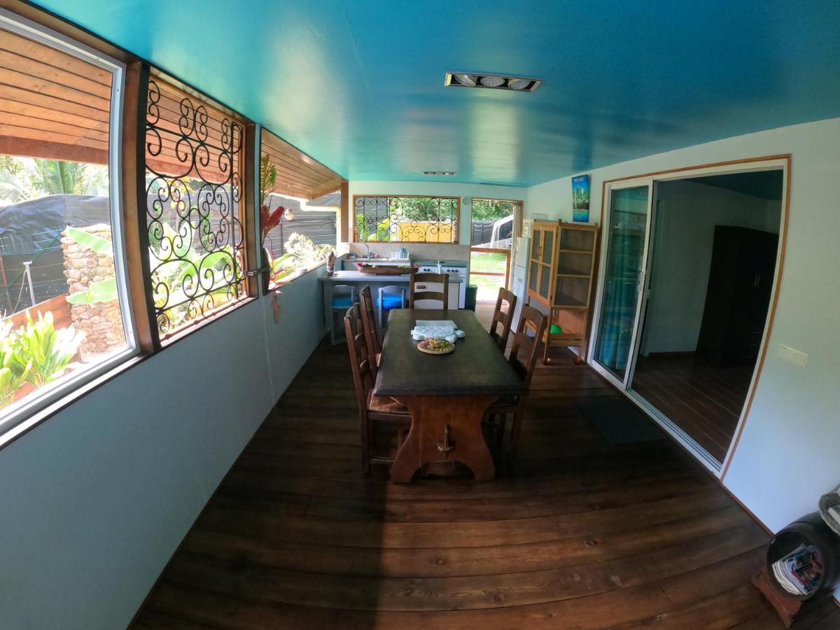 Fare Honu Cook'S Bay Moorea Exteriör bild