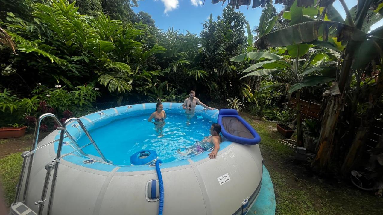 Fare Honu Cook'S Bay Moorea Exteriör bild